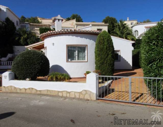 Well presented villa, located in the area of Cumbre del Sol.. - 2