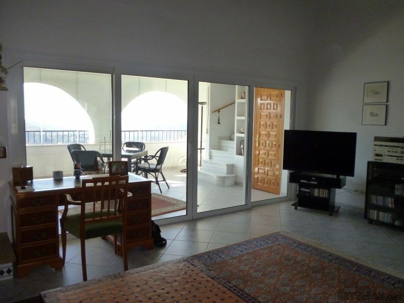 4 Bedrooms - Town House - Malaga - For.. - 2