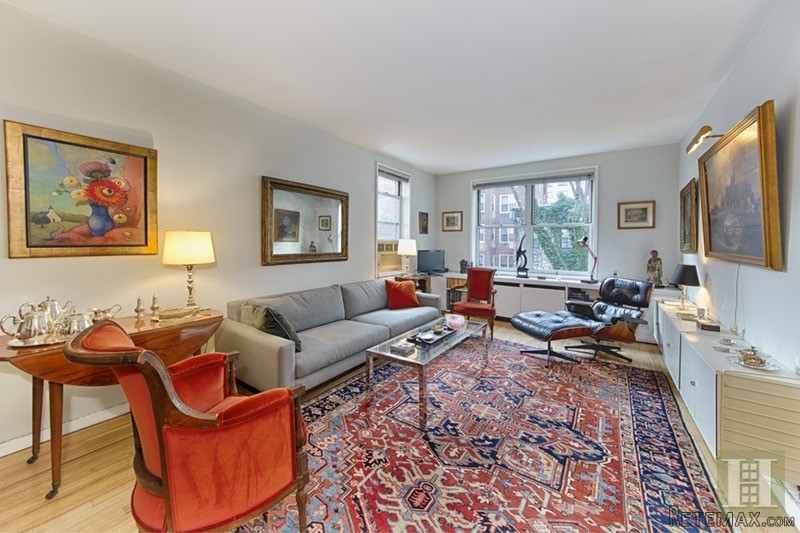 1 bedroom Apartment For Sale: 302 EAST..