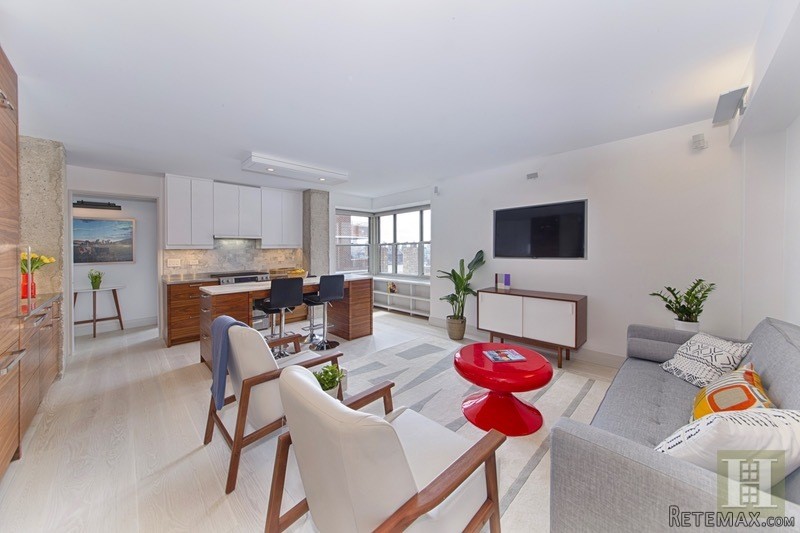 3 bedroom Apartment For Sale: 568 GRAND.. - 2