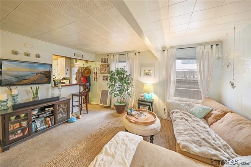 716 Orchid Avenue - 2