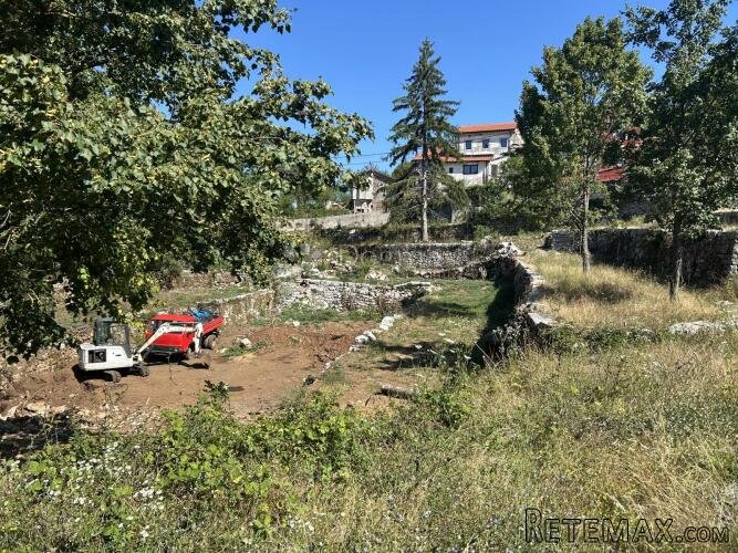 MATULJI JURDANI GRAĐEVINSKI TEREN - 2