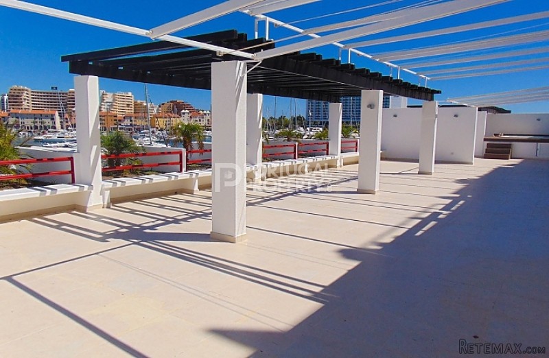 Luxury 4 Bed Apartment With Marina.. - 2