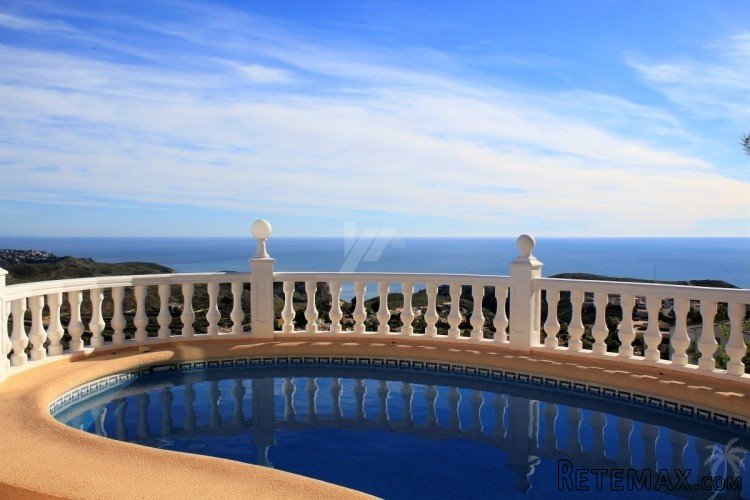 This beautifully renovated villa is distributed over two..