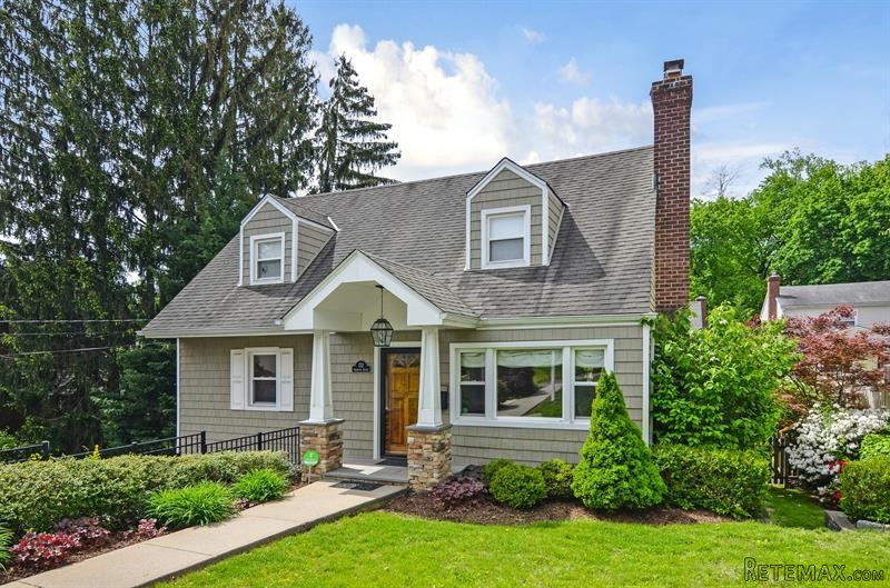 4 bedroom House For Sale: 132 Anderson..
