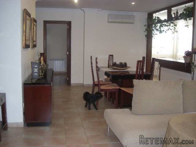 Ground floor apartment very well situated in the sought..