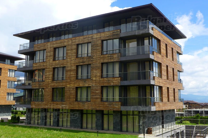 One-Bedroom Apartment Near The Golf..