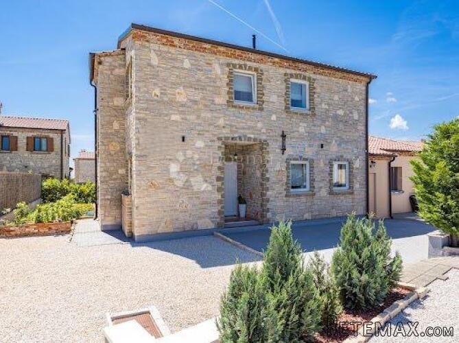 POSLOVNO-STAMBENA KAMENA VILLA - Svetvinčenat