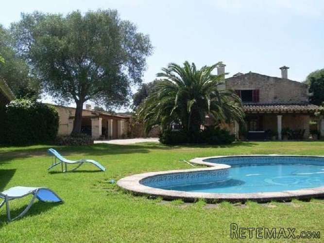 House, perfect condition, in SANTA EUGENIA zone SANTA..