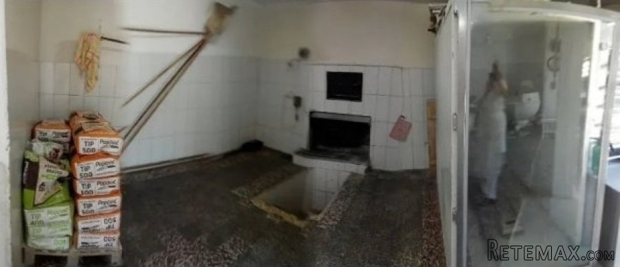 Prodajem pekaru 170m2 - 11