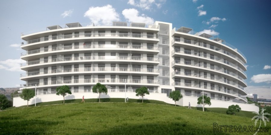 These apartments have a 180 degree sea view. The sun shines..