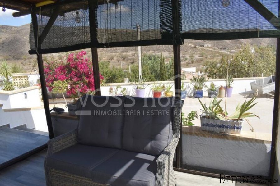 EXCLUSIVE WITH VOSS HOMES - A lovely, 3 bed, 2.5 bath.. - 13