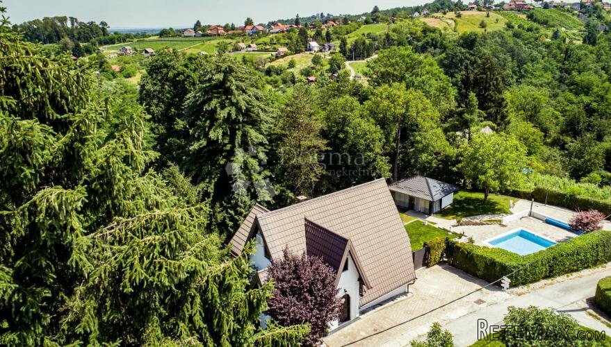 TOP INVESTICIJA-VILA ZA NAJAM ILI UŽIVANJE! - 3