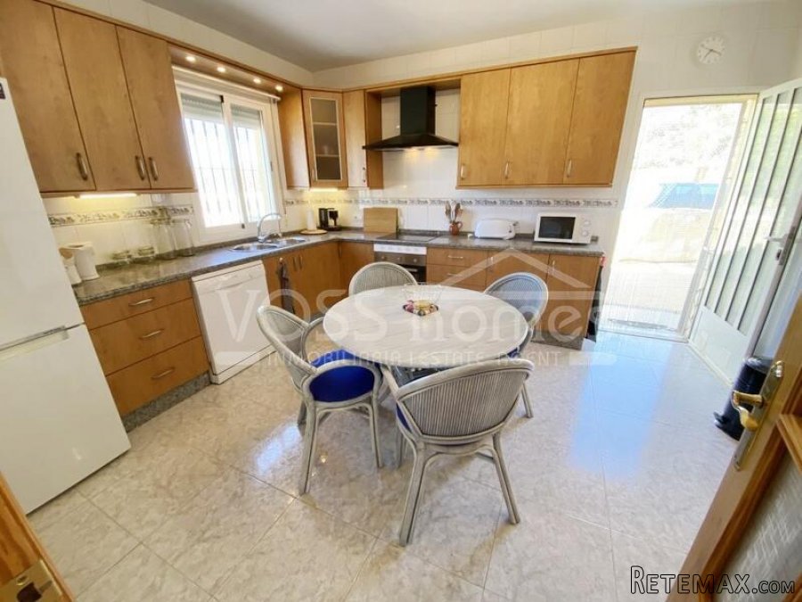 NEW & EXCLUSIVE LISTING TO VOSS HOMES - A beautifully.. - 14