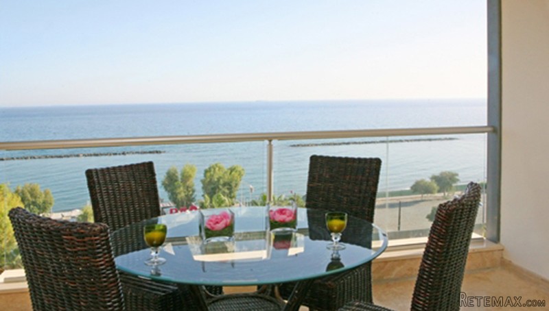4 Bedroom Beach Apartment.