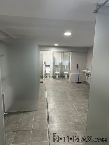 Izdajem smestaj za radnike-Batajnica - 16