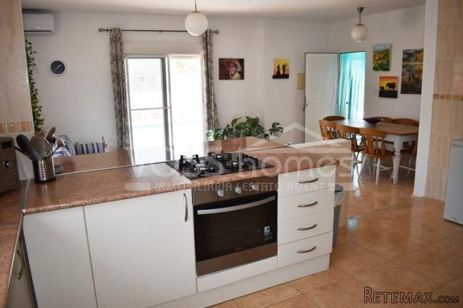 NEW & EXCLUSIVE TO VOSS HOMES - A larger than average 3.. - 20