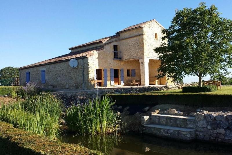 3 Bedroom Country House For Sale - 2