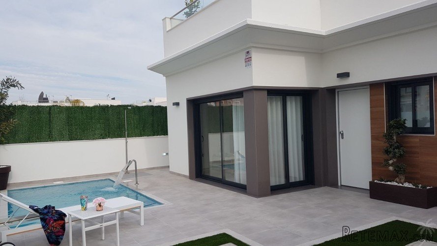 21 spacious, modern, semi-detached villas with sea views on..