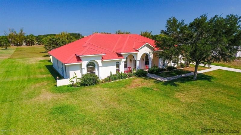4 bedroom Detached House For Sale: 4061..
