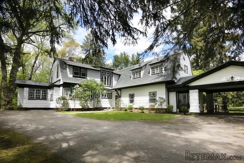 6 bedroom House For Sale: 2 1/2 Leonard.. - 2