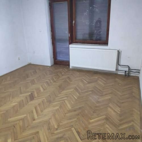 Prodaje se porodicna kuca u Apatinu - 6