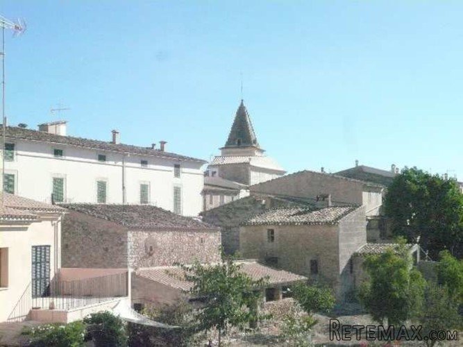 Great groundfloor apartment in the quiet village of Moscari..