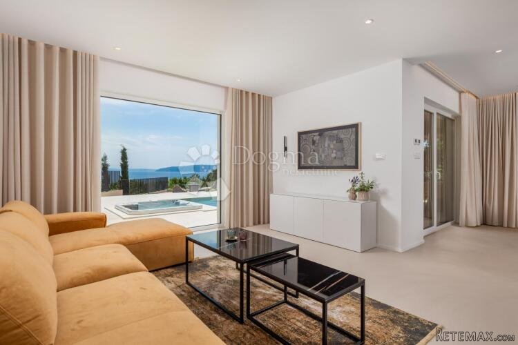 Mošćenička Draga Villa uz more