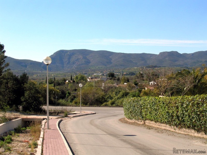 V1604 - Various Land Plots Located At.. - 2