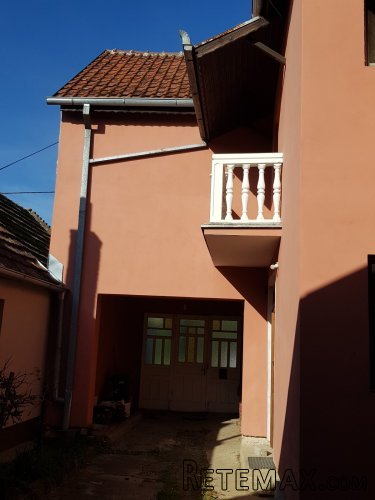 Prodajem porodicnu zgradu u Beloj Crkvi - 2