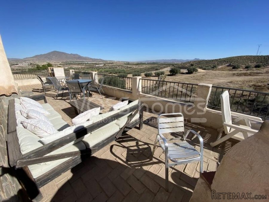 NEW LISTING TO VOSS HOMES - A stunning, full of character.. - 3