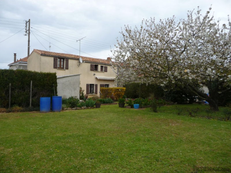 House with Delightful Garden - 2