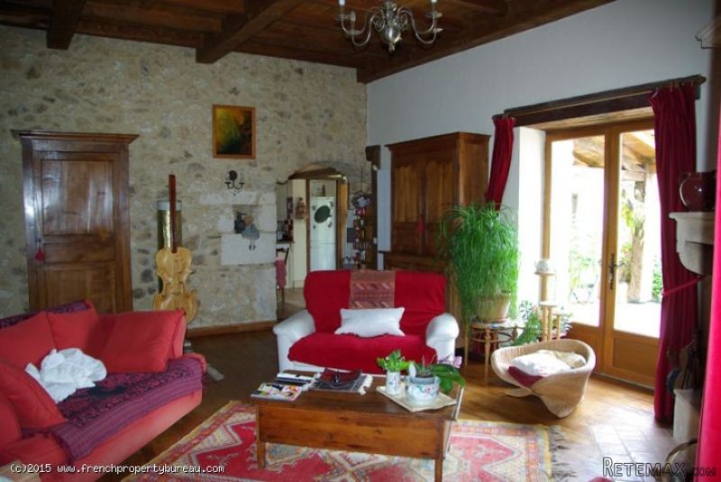 Beautifully restored house with 5.. - 2