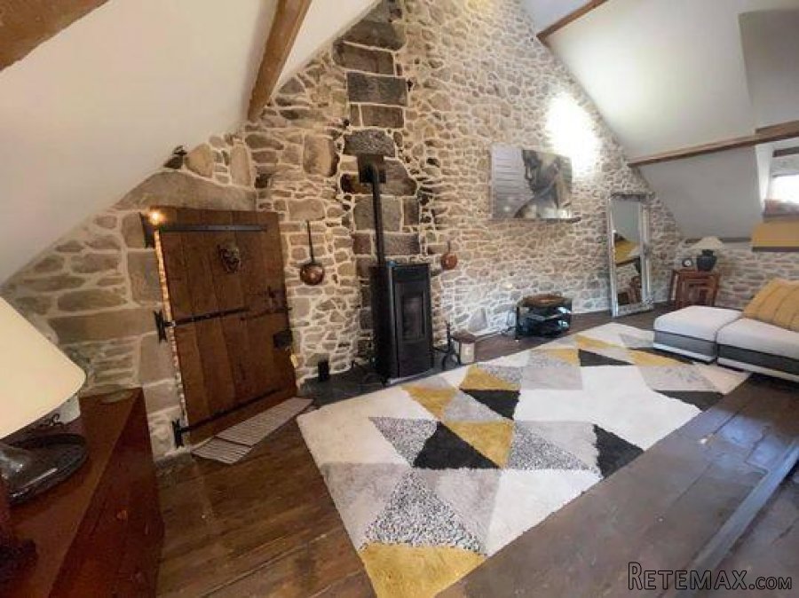 Corrèze (19) - A character property with a tower, offering.. - 8