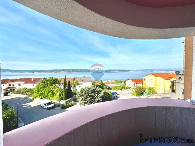 Crikvenica- dvosobni stan sa pogledom na more