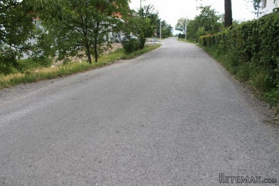 Zemljište za gradnju blizina pijace Incel - 8