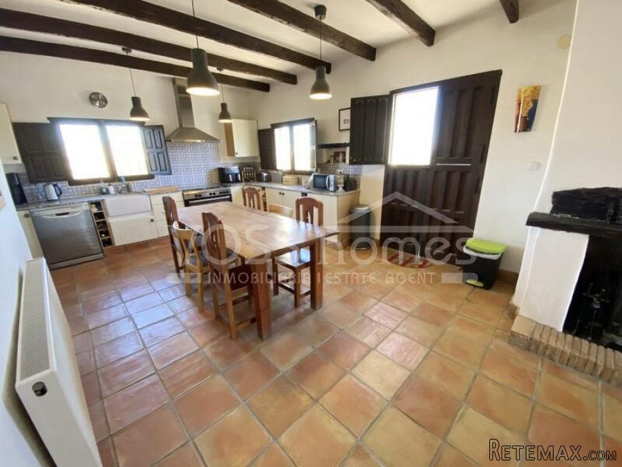 NEW LISTING TO VOSS HOMES - A stunning, full of character.. - 10