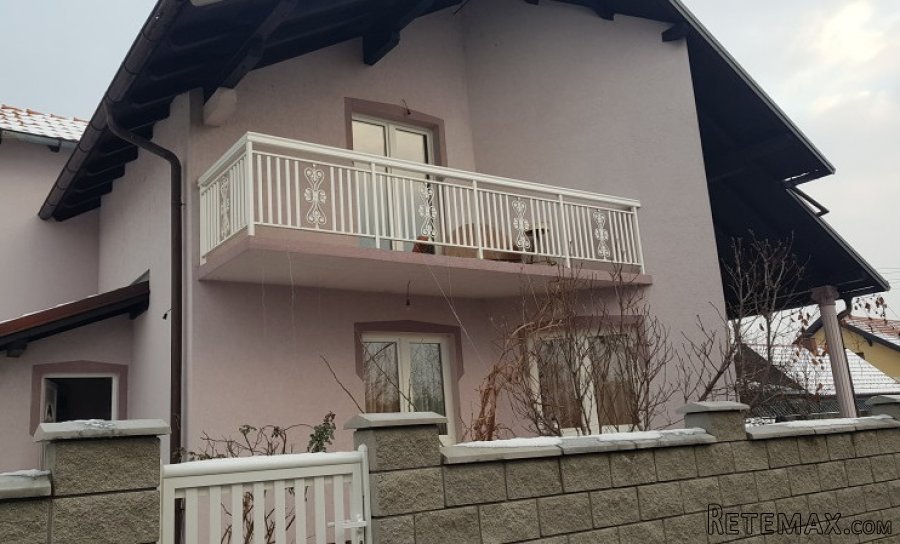 Prodajem kucu-Bijeljina