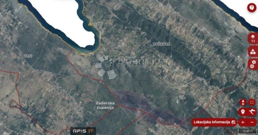 Uredna građevinska parcela u Vrsima