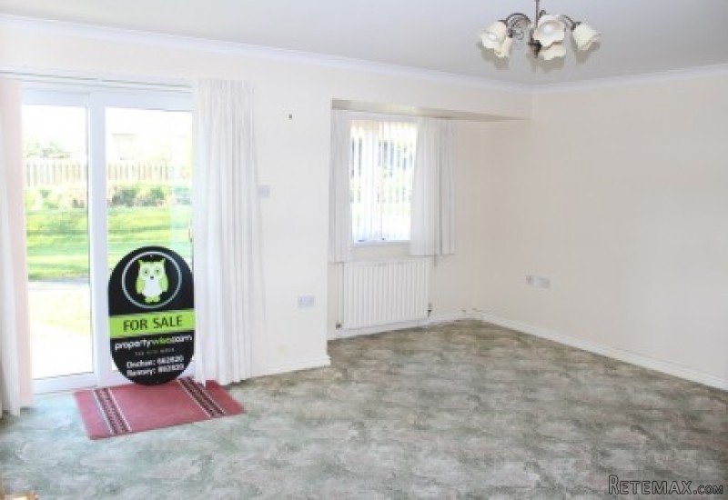 5 Godred Court, Ramsey - 2