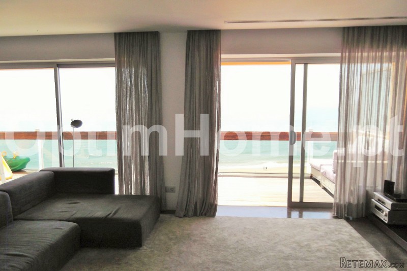 4 Bedrooms Flat For Sale - Lisboa