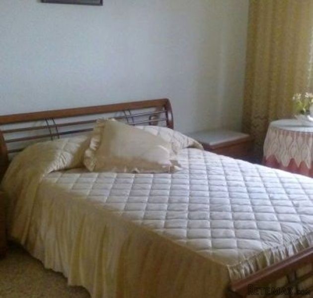 Spacious Top Floor 3 Bedroom Apartment.. - 2