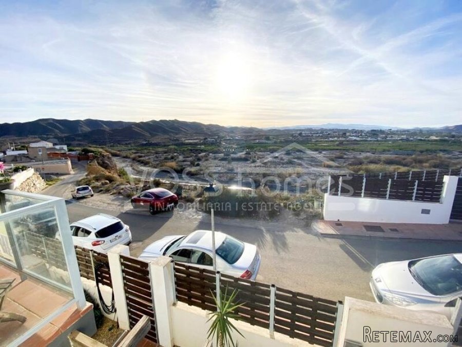 NEW LISTING TO VOSS HOMES - A very spacious, modern style.. - 3