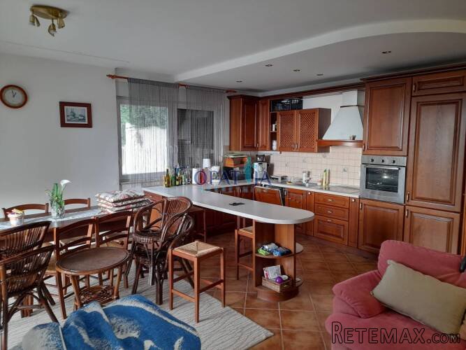 Opatija-Ičići stan prizemlje 3S+DB, 101 m2 + garaža 27 m2 - 3
