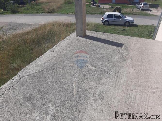 Lika,Udbina, vikendica sa lijepim pogledom i okućnicom - 3