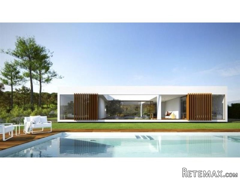 3 bedroom Detached House For Sale:..