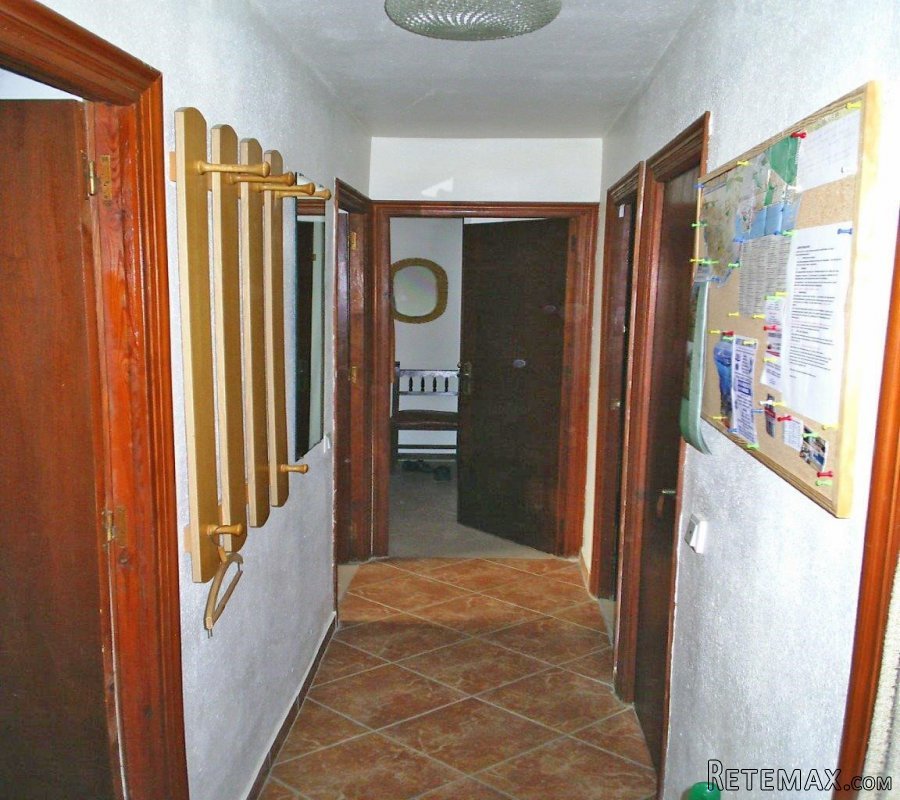 La propiedad cuenta con 3 dormitorios, 1 baño y unos 75.. - 4