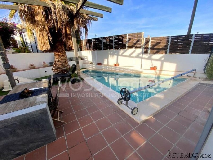 NEW LISTING TO VOSS HOMES - A very spacious, modern style.. - 4