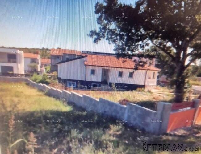 Prodaje se građevinsko zemljište, Poreč, 1000m2