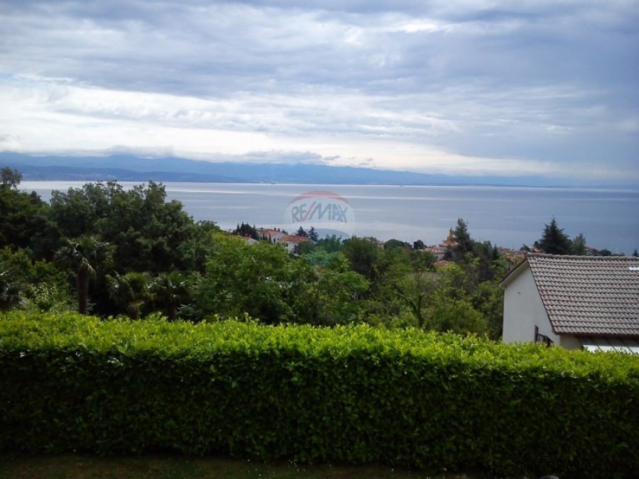Lovran - Centar,Građevinsko zemljište od 11.700 m2